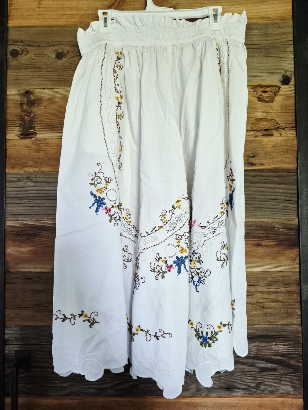 Anthropologie Embroidered Culottes Size Large - Picture 11 of 11